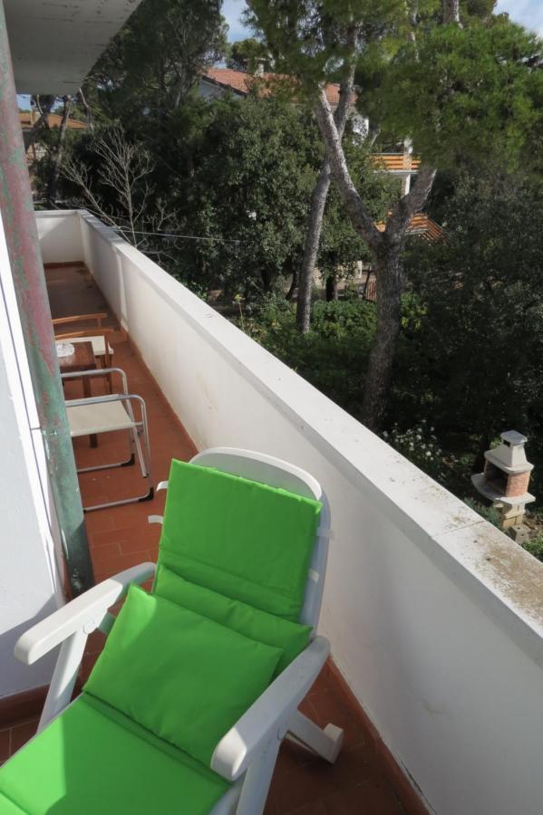 Bellavista Beachfront Apartments Quercianella Exterior photo